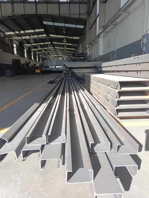 Proceso de fabricación metálica en SILSA.